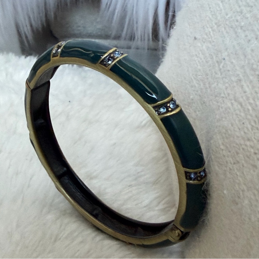 Vintage | Green Gold Enameled Blue Rhinestones Crystals Bangle Bracelet